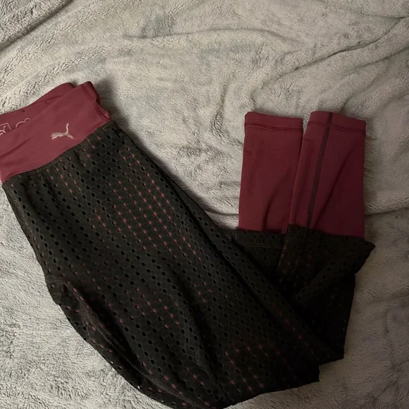 Puma Black and Burgundy workout bottoms - Picture 6 of 6